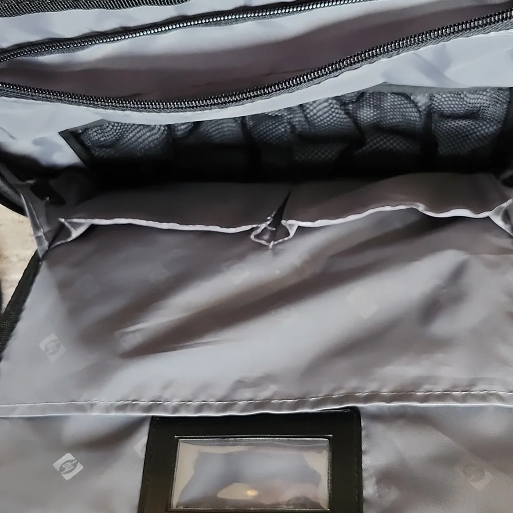 HP Spares Laptop computer tablet bag LAST CHANCE DONATING SOON